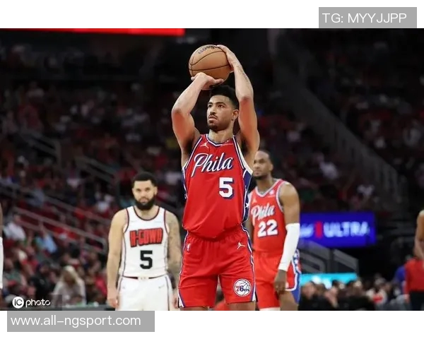 格莱姆斯重返76人签约一年870万资质报价引发关注