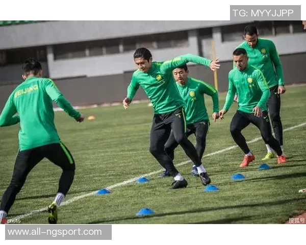 北京国安今日进行官方踩场训练明天工体观众人数令人担忧 北京国安今日进行官方踩场训练明天工体观众人数令人担忧