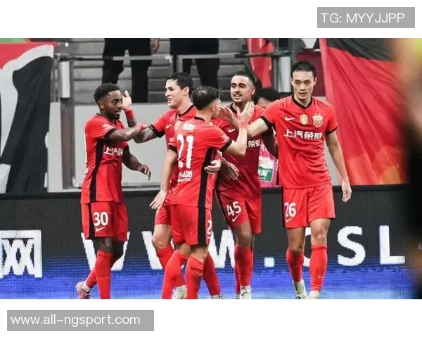 中超射手榜争夺白热化瓦科领先莱昂纳多法比奥两轮决战在即 中超射手榜争夺白热化瓦科领先莱昂纳多法比奥两轮决战在即