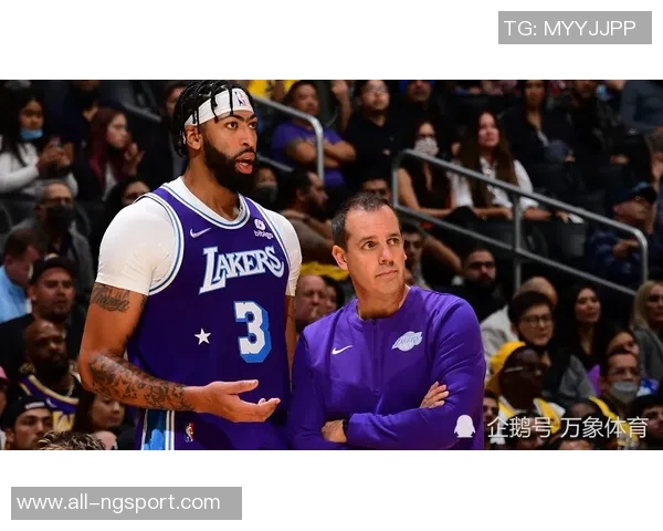 杨毅揭秘詹姆斯与骑士关系深厚球队如同父子情深互相扶持