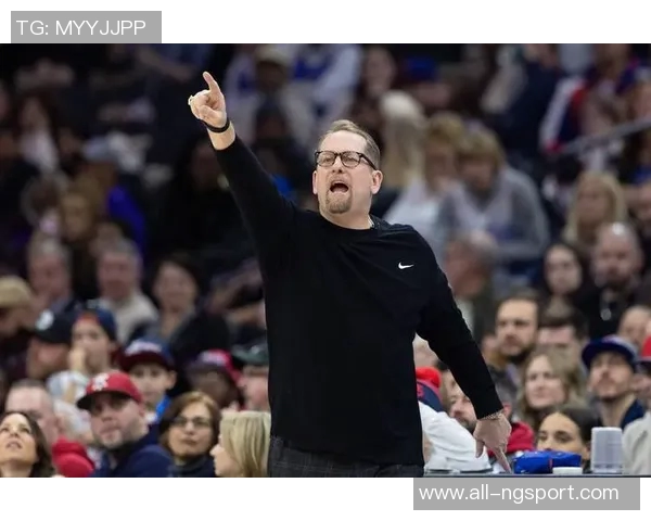 乔治首次参与完整训练纳斯表示将持续推进他的恢复进程 乔治首次参与完整训练纳斯表示将持续推进他的恢复进程