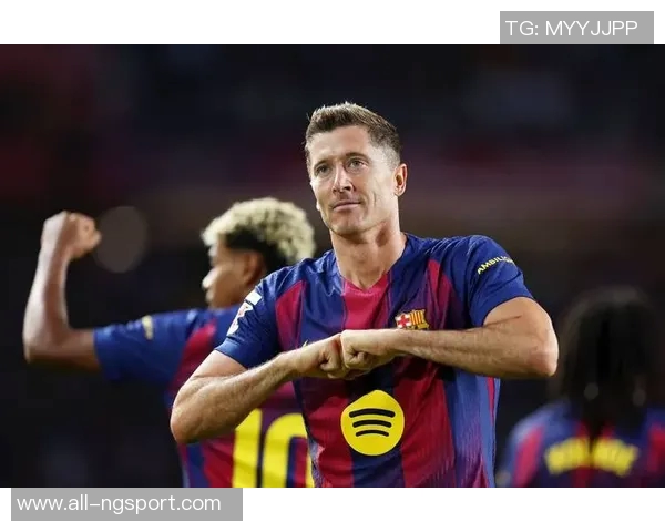 巴萨要求莱万不进球引争议记者直言违背体育精神影响比赛公平性