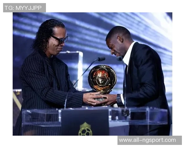 登贝莱荣获家乡城市奖章市长亲自颁发庆祝新科金球奖得主