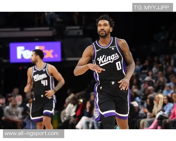 锡安替补出战21分钟高效表现15投9中砍下26分5篮板助球队争胜